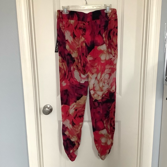 NWT XOXO Multicolor Floral Print Pants Size Medium Ruched Ankles - Picture 9 of 9